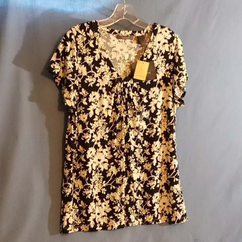(NWT) LIZ CLAIBORNE  short sleeve blouse